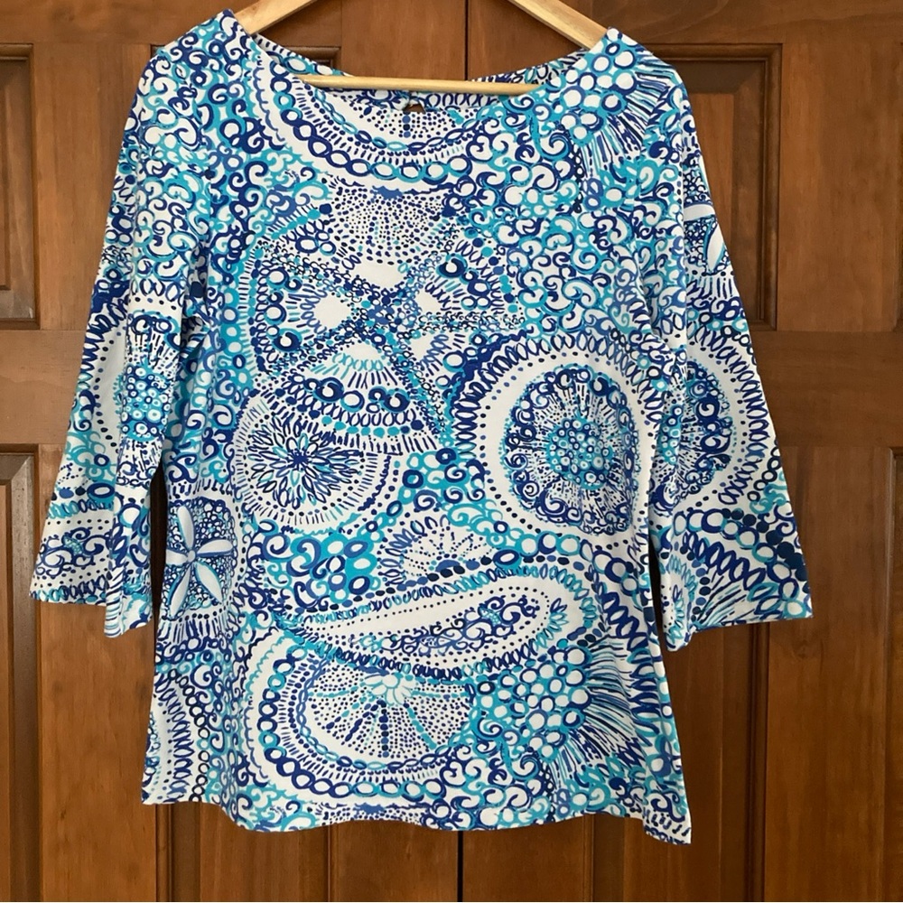 Lilly Pulitzer Blue and White Patterned Blouse